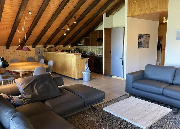 Family With Terrace *